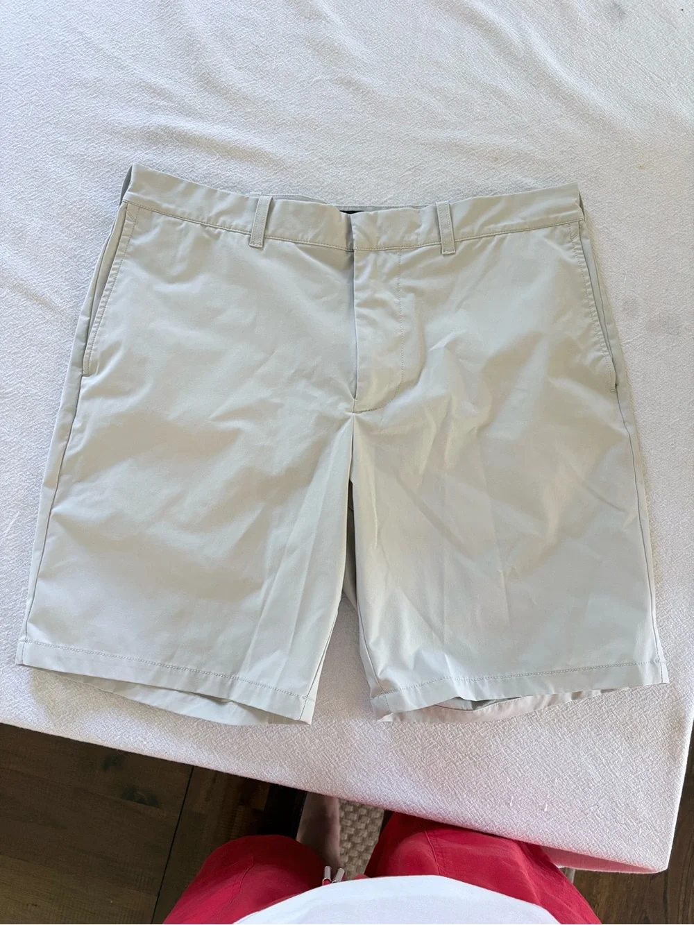 J. Crew Men's Light tan khaki Flat-Front Shorts Tech material